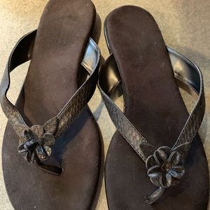 Aerosoles Flip Flops